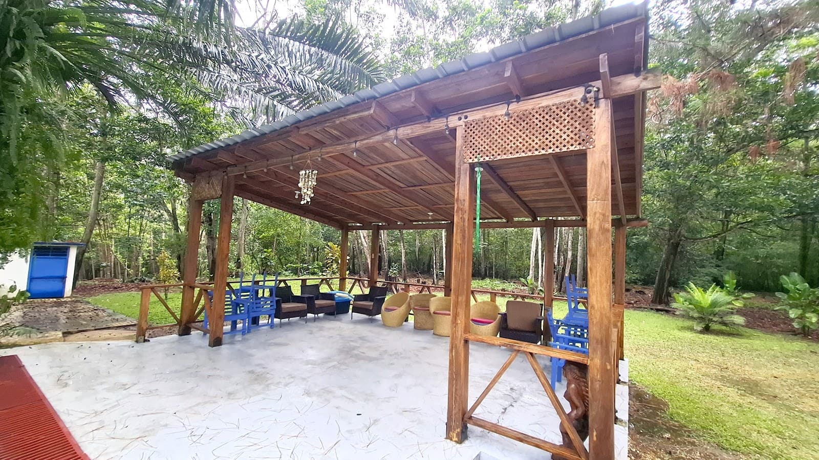 Rancho DF — Pasadía de campo con piscina en Monte Plata