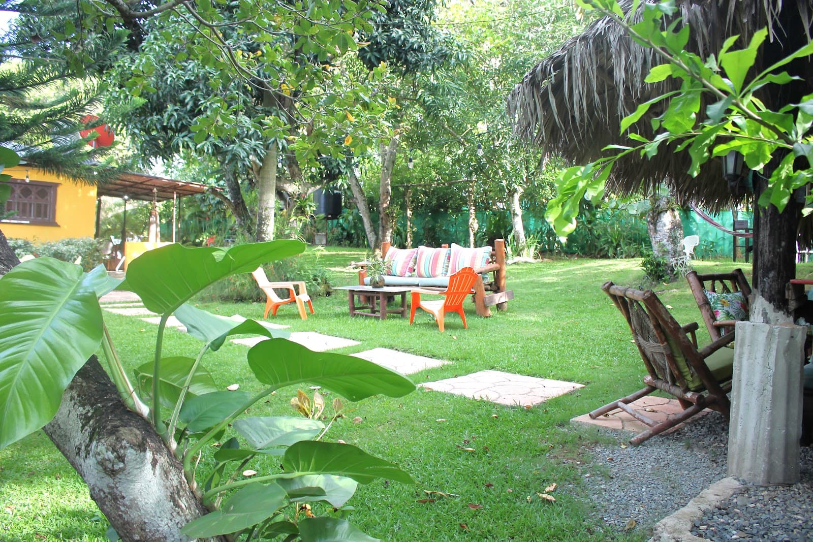 Rancho La Herradura — Pasadía con piscina y río en Pedro Brand