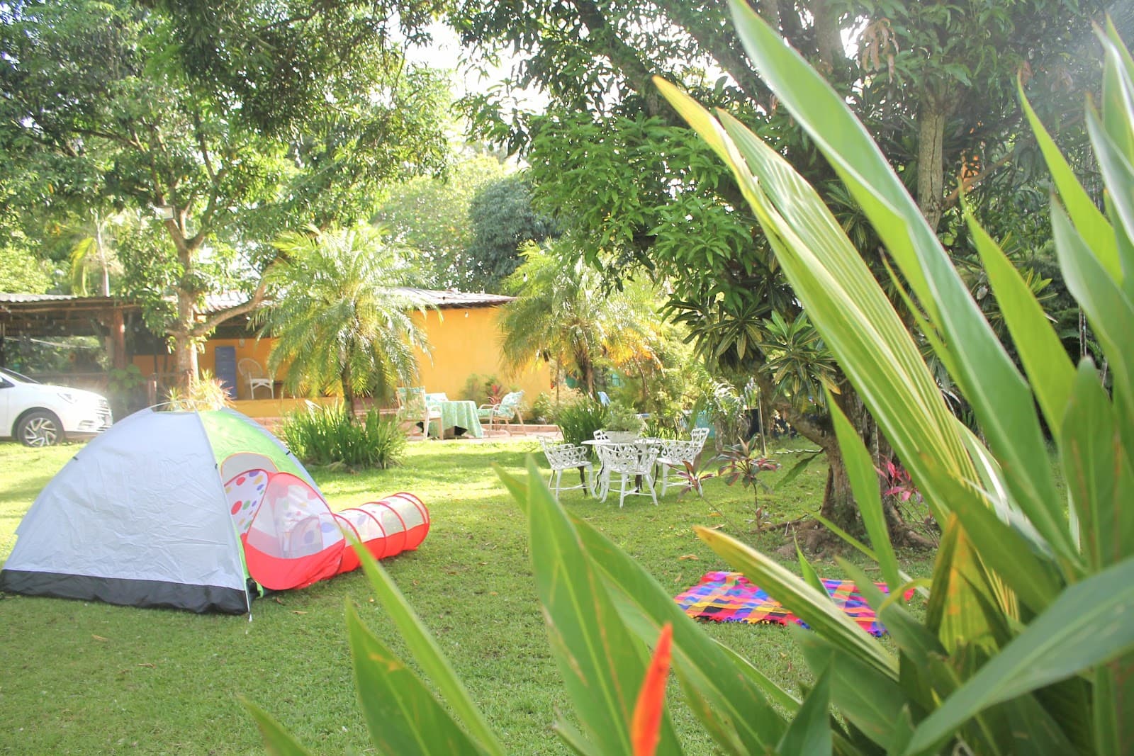 Rancho La Herradura — Pasadía con piscina y río en Pedro Brand