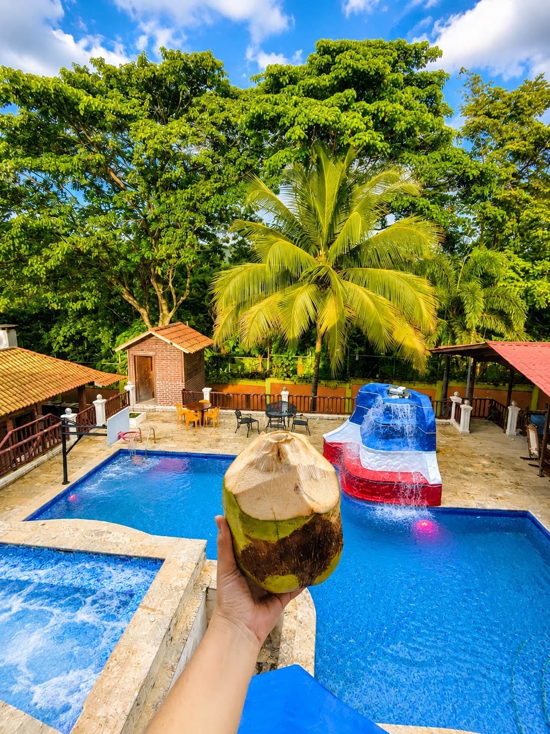 Villa Doña Macha — Pasadía con piscina y jacuzzi en Pedro Brand