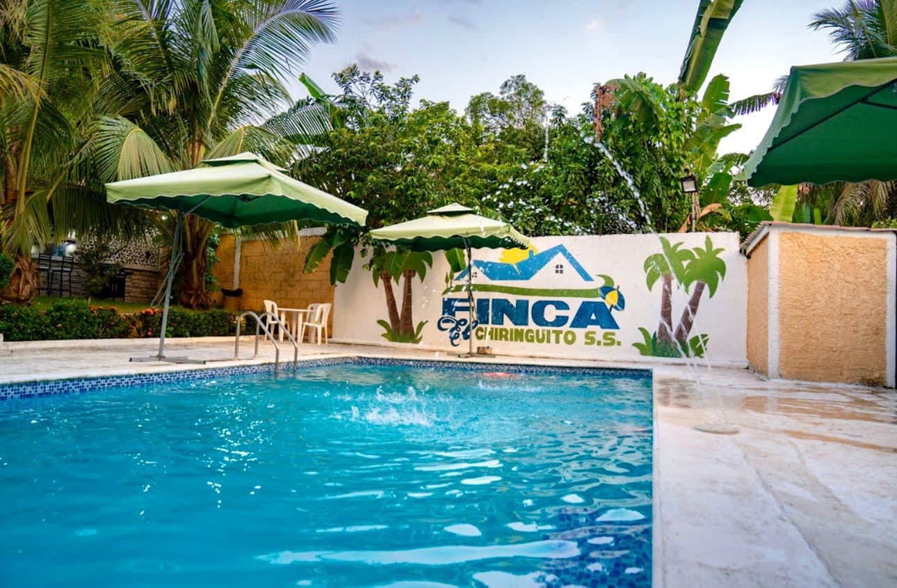 Villa Medina — Pasadía con piscina en San Cristóbal