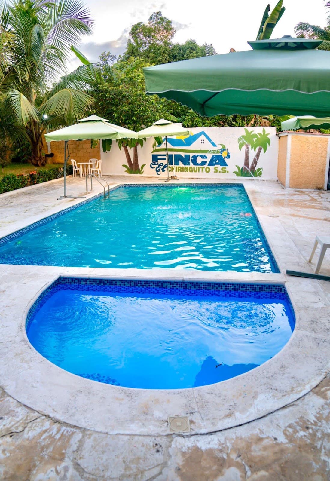 Villa Medina — Pasadía con piscina en San Cristóbal