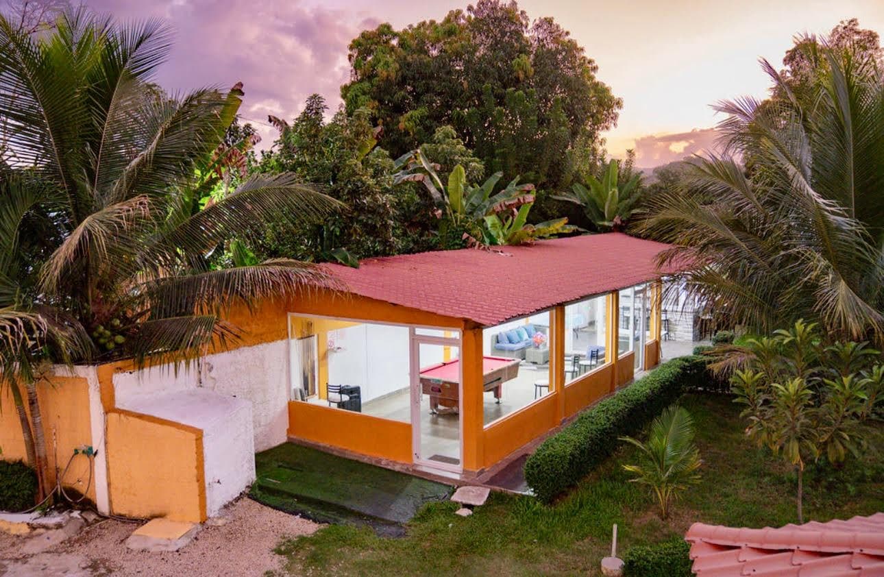 Villa Medina — Pasadía con piscina en San Cristóbal